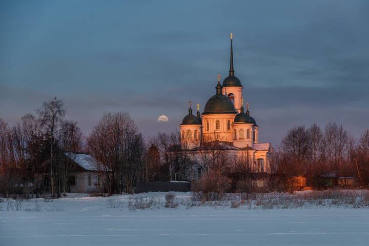Рассвет в полнолуние