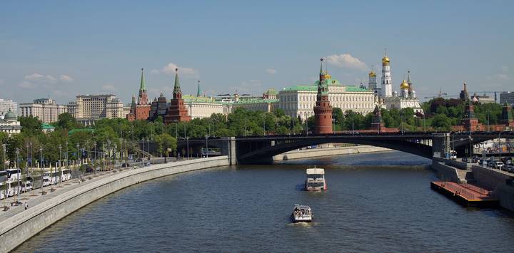 Москва майская