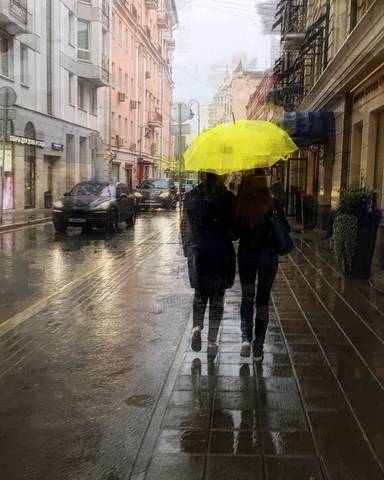 Дождь в Москве... Малая Бронная...