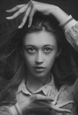 Portrait. Photo-theater of Krivitsky. Positioning lesson.
