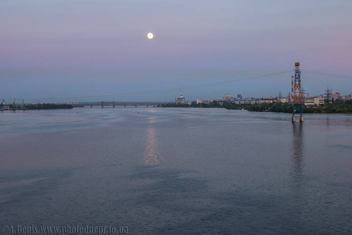 В свете луны