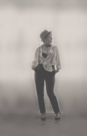 хулиганю...пока за окном дождь...