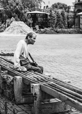 У каждого- свой хлеб...
