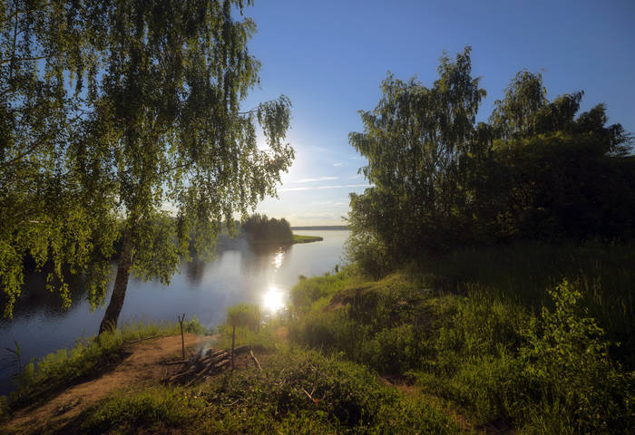 На солнечной речке