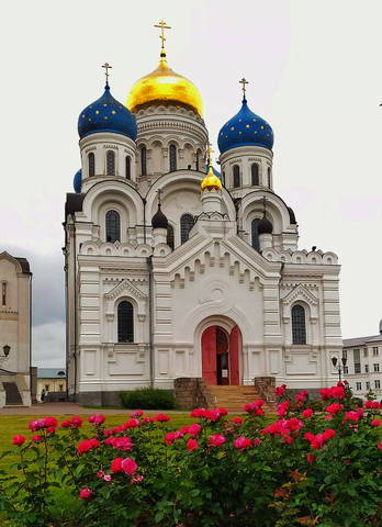 Спасо-Преображенский собор Николо-Угрешского монастыря.