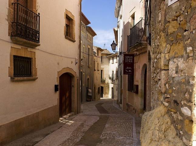 España