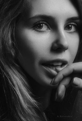 Портрет с настроением. Photo-practice with A. Krivitsky. "Настроение — настроение достаточно продолжительный эмоциональный процесс невысокой интенсивности, образующий эмоциональный фон для протекающих психических процессов".