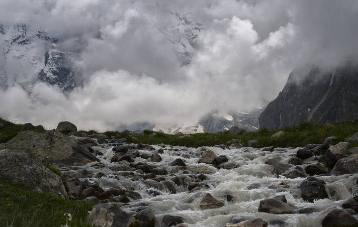 Безенги