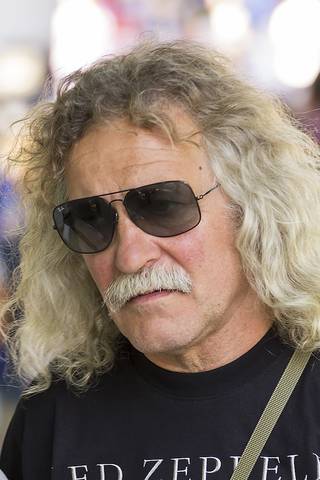 Led Zeppelin