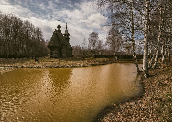 Тёплая весна