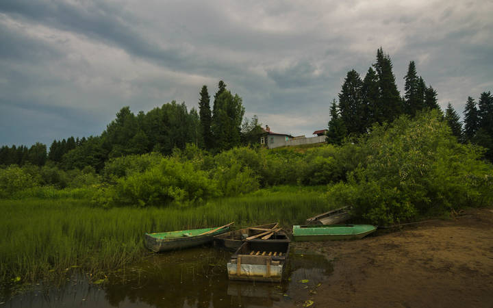 На деревенском причале