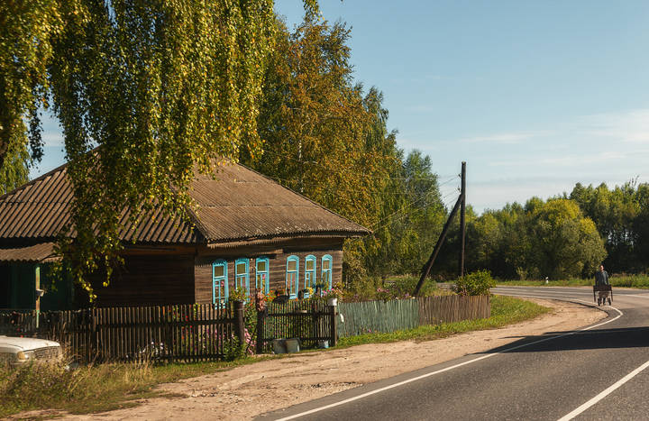 Домик у дороги..