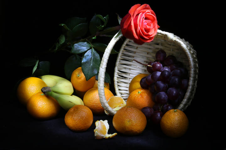 Корзинка с фруктами