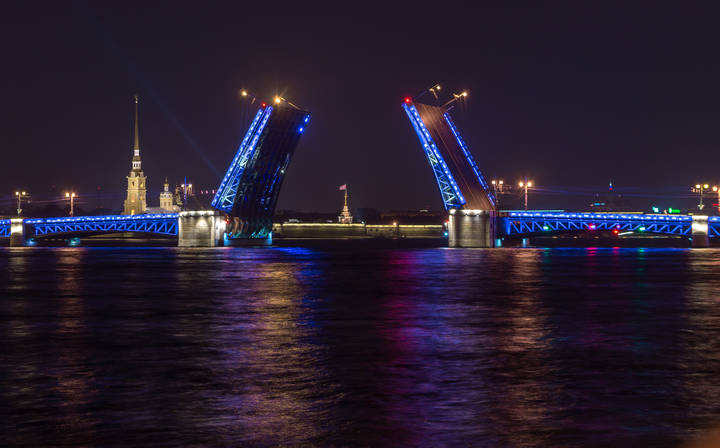 Дворцовый мост
