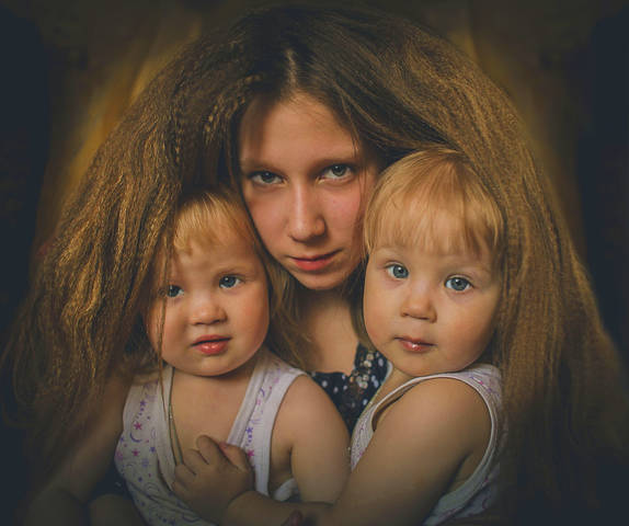 Спрятались