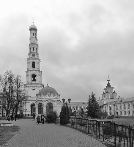 НИКОЛО-УГРЕШСКИЙ МОНАСТЫРЬ.