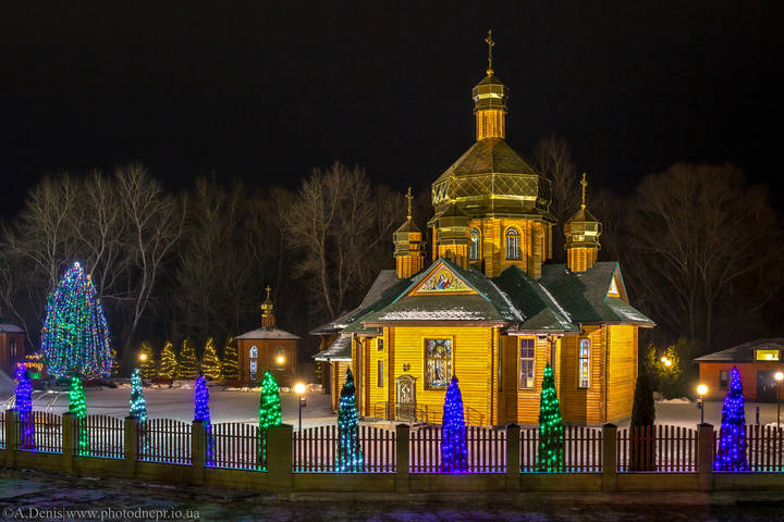 Огни храма Рождества Пресвятой Богородицы