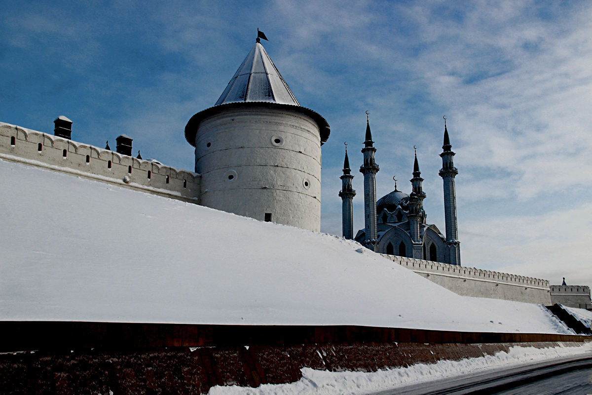 Казанский кремль стена