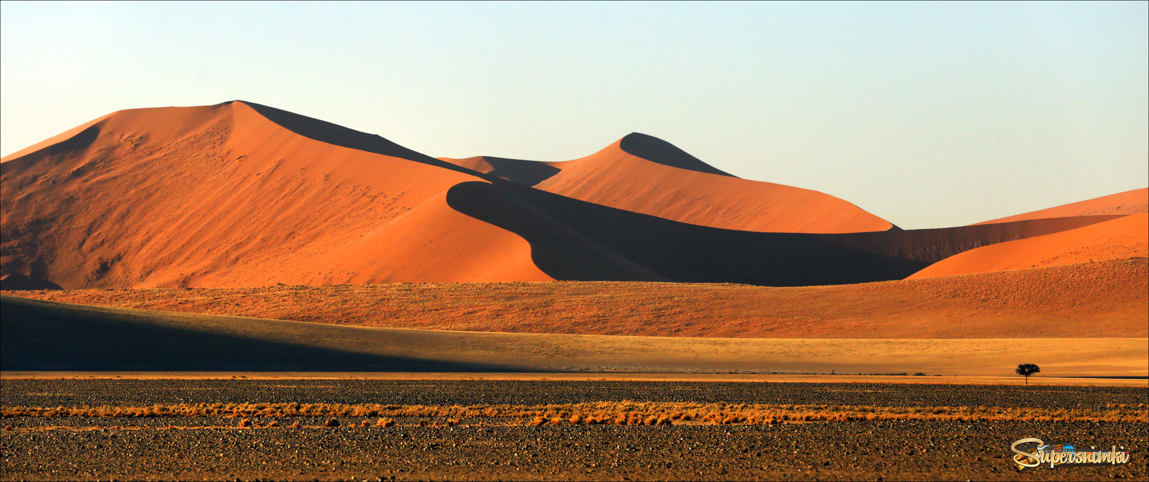 Дюны пустыни Намиб в утреннем освещении