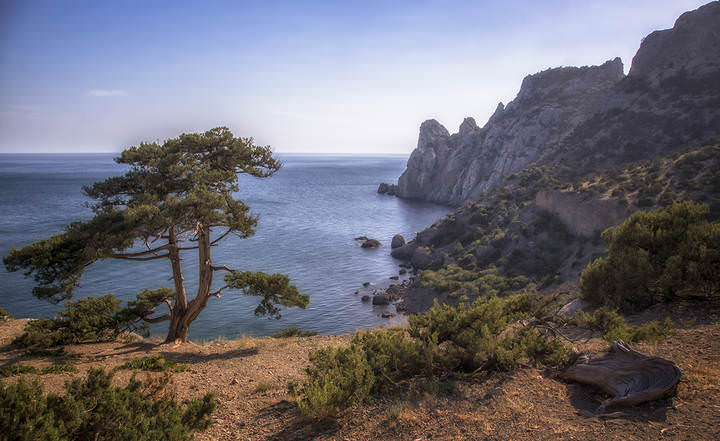 На краю