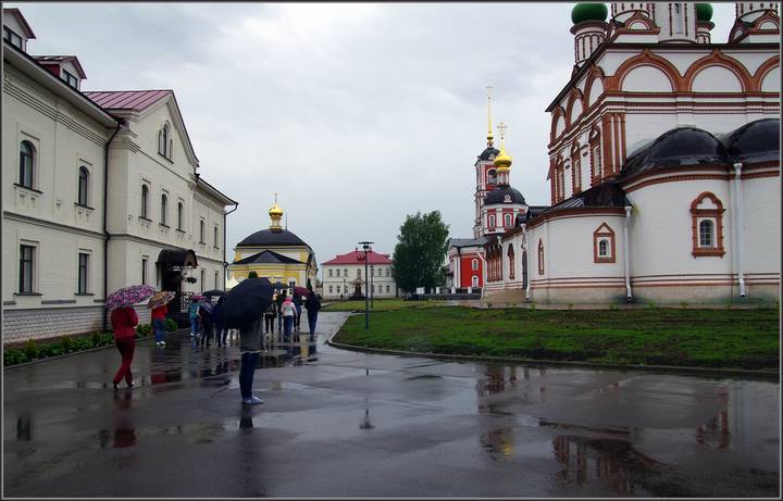 Туристы