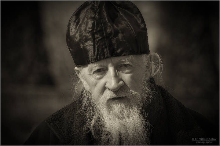 Портрет пожилого священника