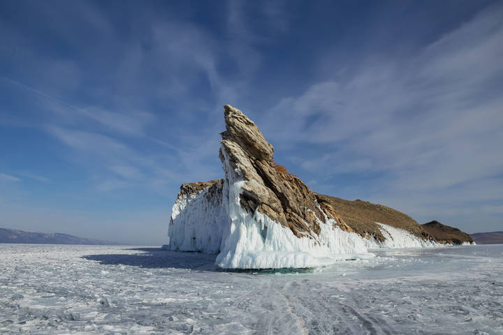 "Дракон"  Малого моря Байкала