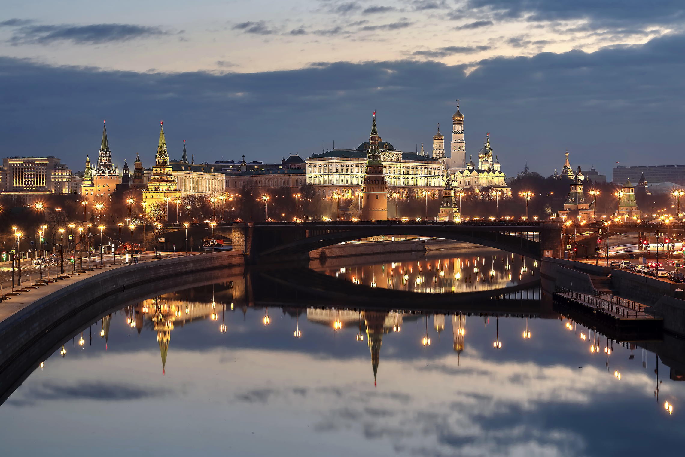 Вид на Кремль с Патриаршего моста 