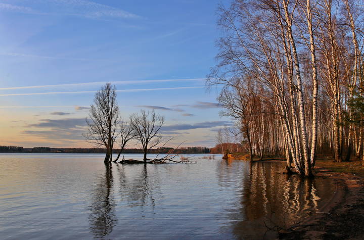 Весна