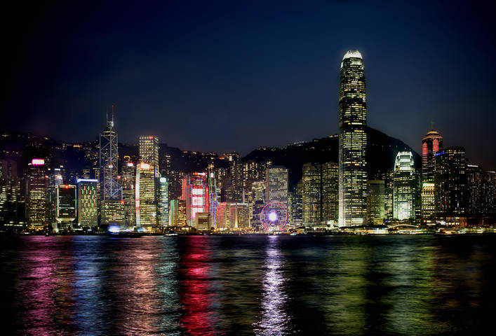 HongKong. Evening.