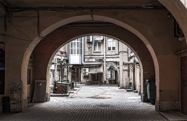 Питерский дворик.