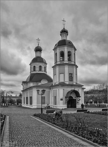Храм Святых Первоверховных Апостолов Петра и Павла в Ясенево