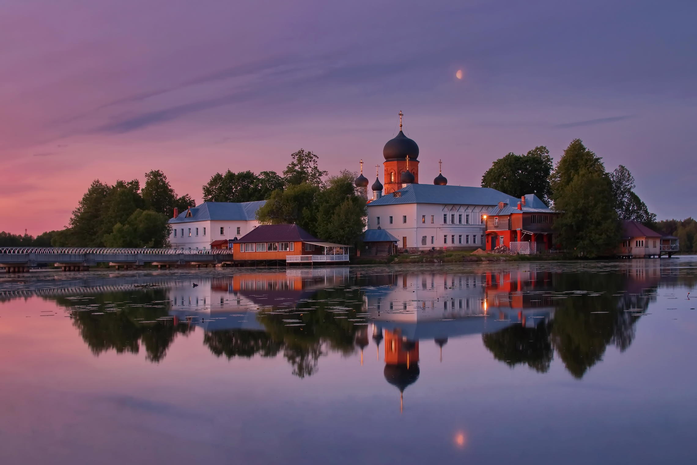 СВЯТО-ВВЕДЕНСКАЯ ОСТРОВНАЯ ПУСТЫНЬ