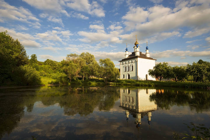 храм