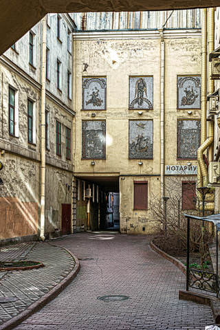 Питерский дворик