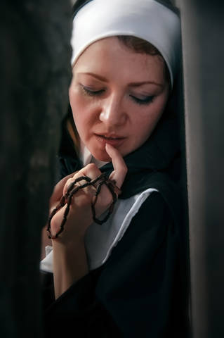 Nun
