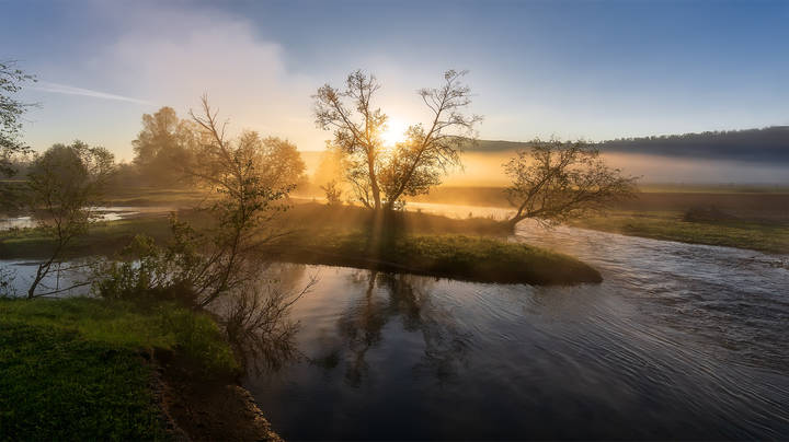 Рассвет на Красной реке