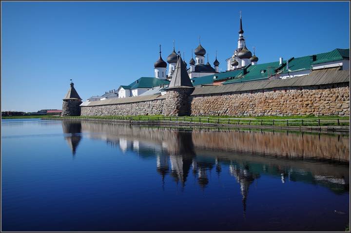 В лучах утреннего солнца