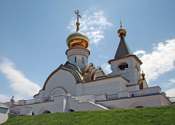 На Серафимовой горке