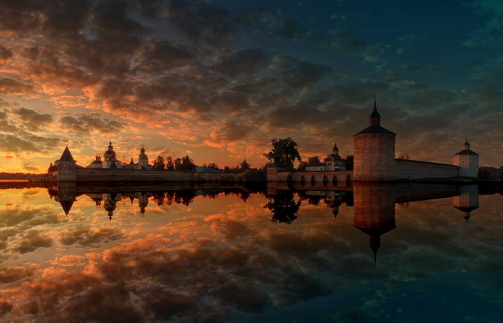 Кирилло-Белозерский мужской монастырь