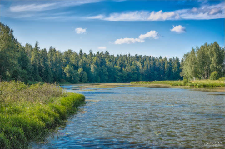 Рябь на реке