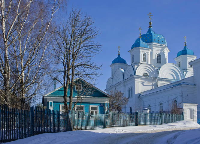  Храм на холме