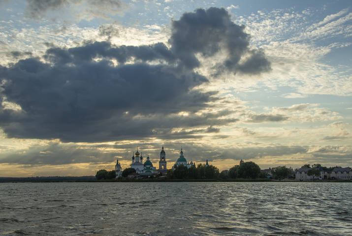 Вечером на Неро