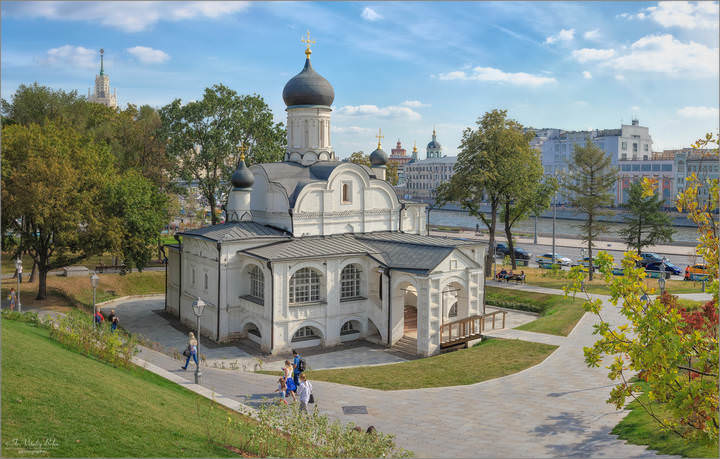 Зарядье. Церковь Зачатия Праведной Анны