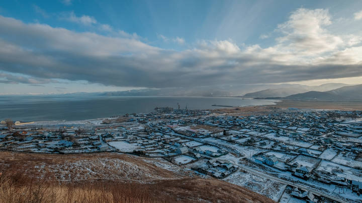 Посёлок Култук на берегу озера Байкал.