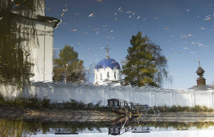 Смотрюсь в себя, как в зеркало...