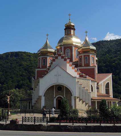 Храм