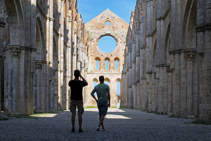 Аббатство ди Сан Гальгано (Abbazia Di San Galgano)