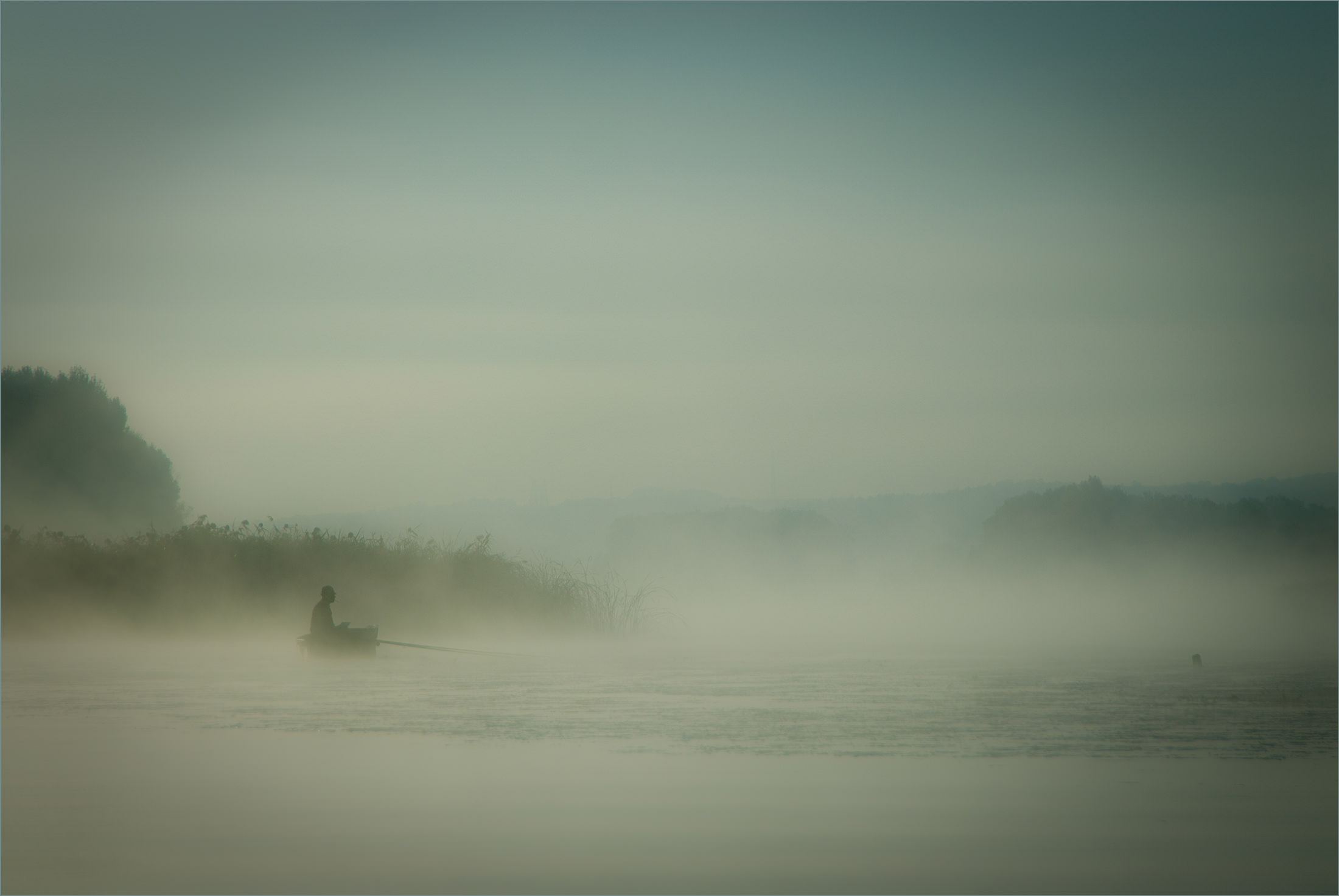 Рыбак в тумане