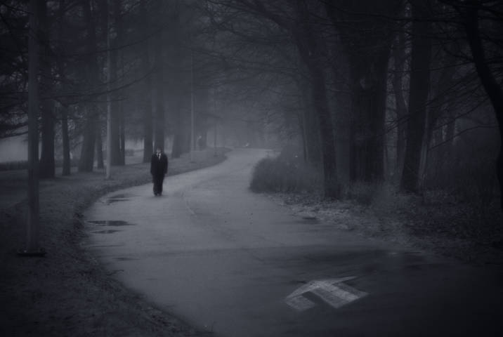 The  man in the  cloak